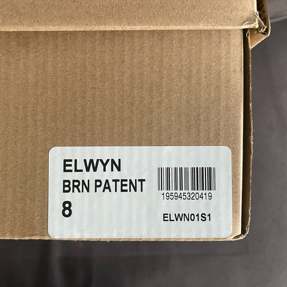 STEVE MADDEN POSSE BROWN PATENT BOOTIE - Picture 3 of 6